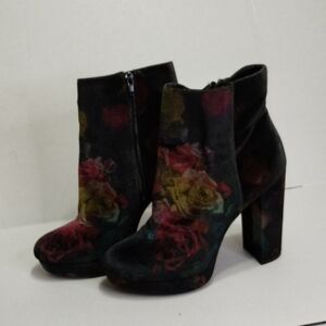 Elegant Floral Ankle Booties